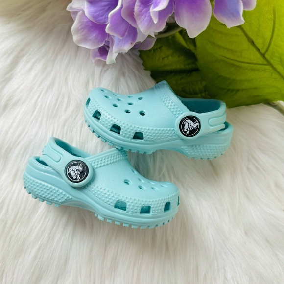 Baby/Toddler Crocs - Picture 2 of 4